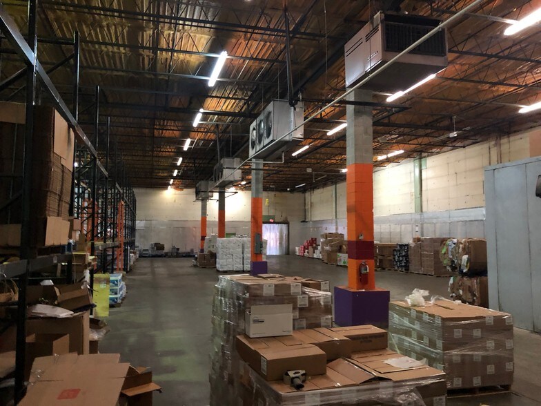 More Photos Of 3809-3811 Castlewood Rd, Richmond Warehouse For Lease