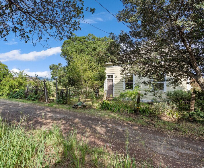 More Photos Of 195 Cinnabar Ave, Petaluma Land For Sale