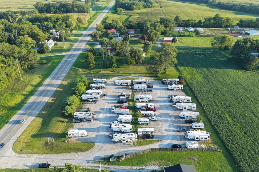 More Photos Of 5184 State Route 127, Pinckneyville Trailer Camper Park For Sale