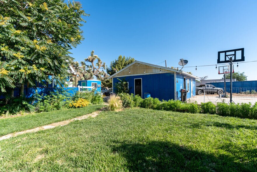 More Photos Of 43254 52nd St W, Lancaster Apartments For Sale