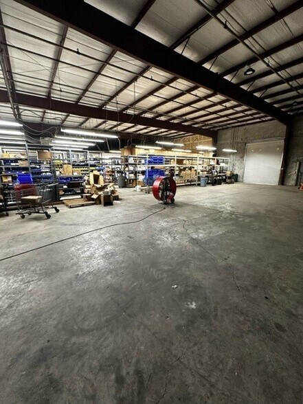 More Photos Of 2501 Westgate, West Palm Beach Light Manufacturing For Lease