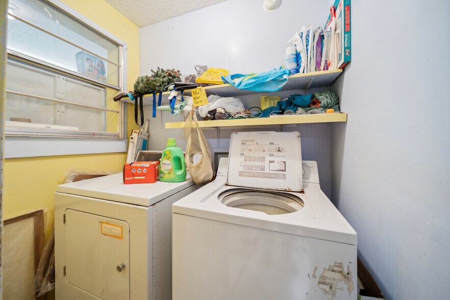 More Photos Of 235 Pine St, Oologah Daycare Center For Sale