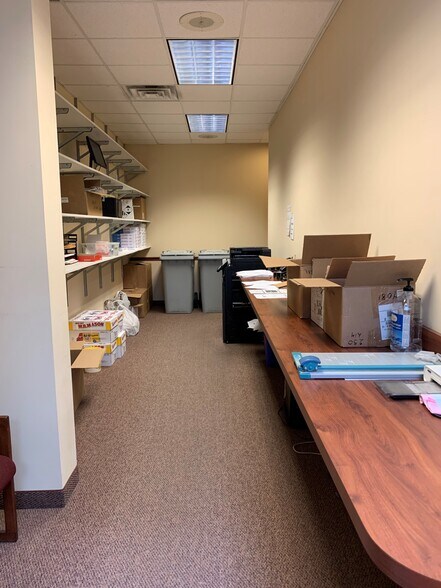 More Photos Of 2754 Front St, Cuyahoga Falls Office For Lease