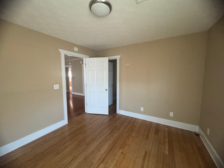 More Photos Of 8385 AL Highway 144, Alexandria Office Residential For Sale