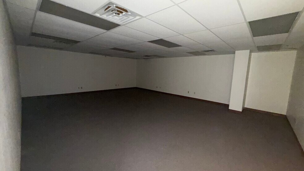 More Photos Of 1718 S 28th Ave, Edinburg Warehouse For Lease