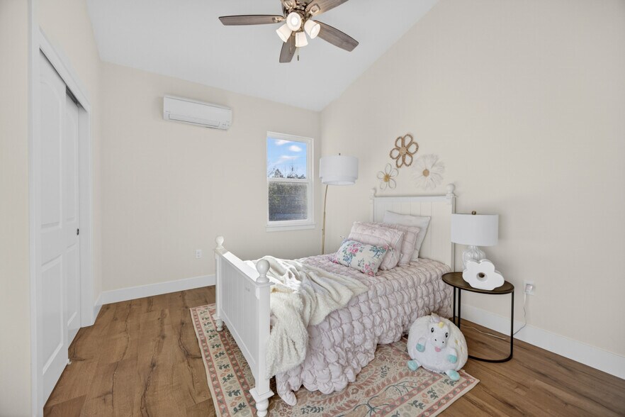 More Photos Of 25265 Carlsbad Ave, Davis Apartments For Sale