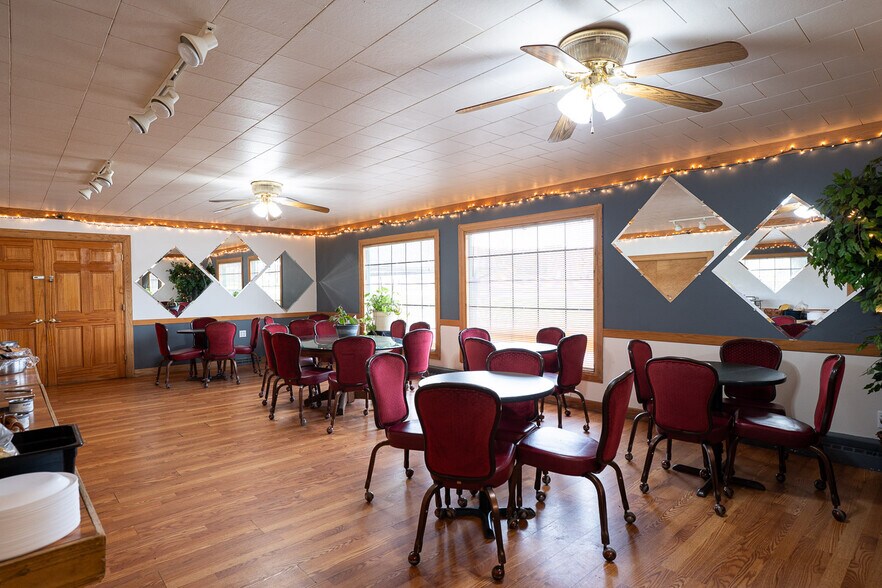 More Photos Of 1615 W Wisconsin St, Sparta Specialty For Sale