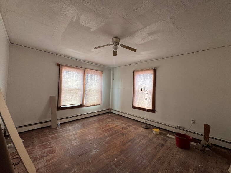 More Photos Of 64 Union St, Vernon Apartments For Sale