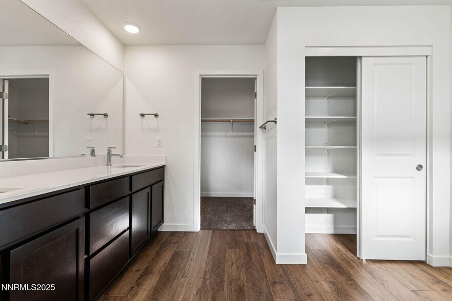 More Photos Of 343 Halite St, Dayton Multifamily For Sale