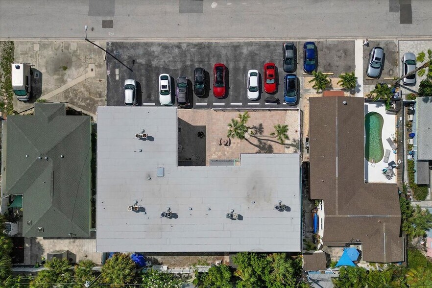 More Photos Of 555 69th Ave, Saint Pete Beach Apartments For Sale