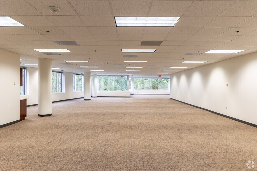 More Photos Of 7501 Boulder View Dr, North Chesterfield Unknown For Lease