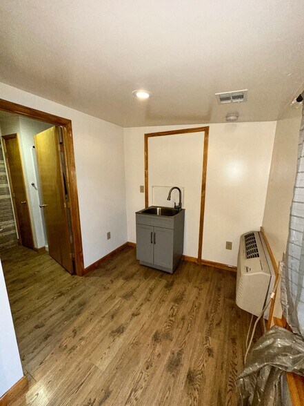 More Photos Of 9097 Allentown Blvd, Grantville Apartments For Sale