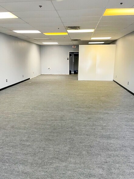 More Photos Of 1620-1680 Lebanon Ave, Belleville Unknown For Lease