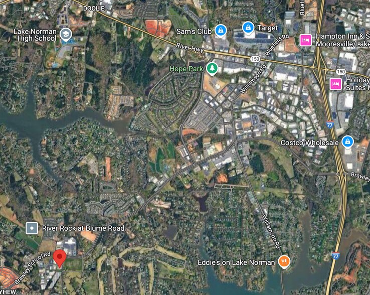 More Photos Of 136 Stutts Rd, Mooresville Freestanding For Lease