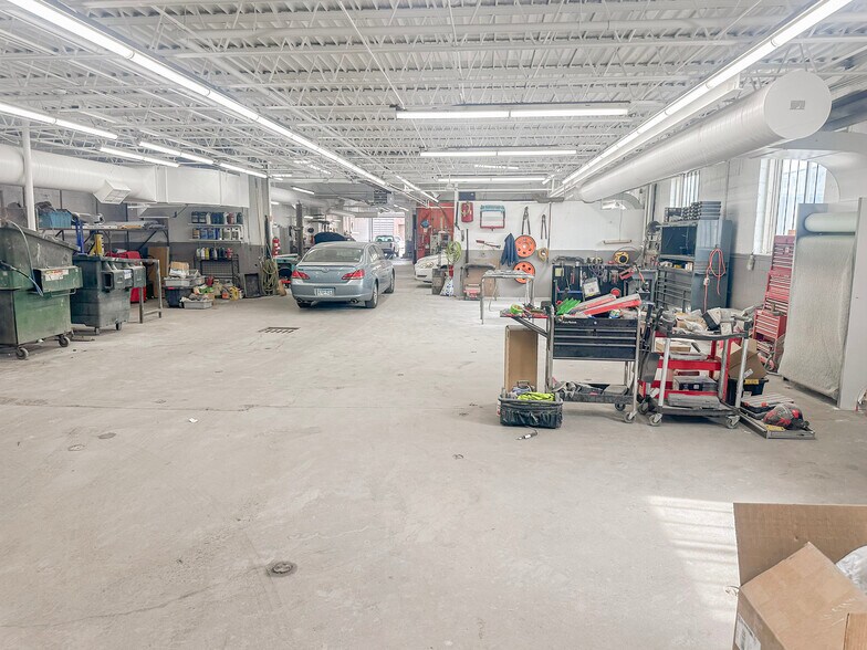 More Photos Of 2628 Central Ave NE, Minneapolis General Retail For Sale