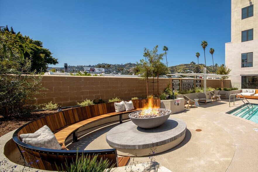 More Photos Of 7520-7566 W Sunset Blvd, Los Angeles Apartments For Lease