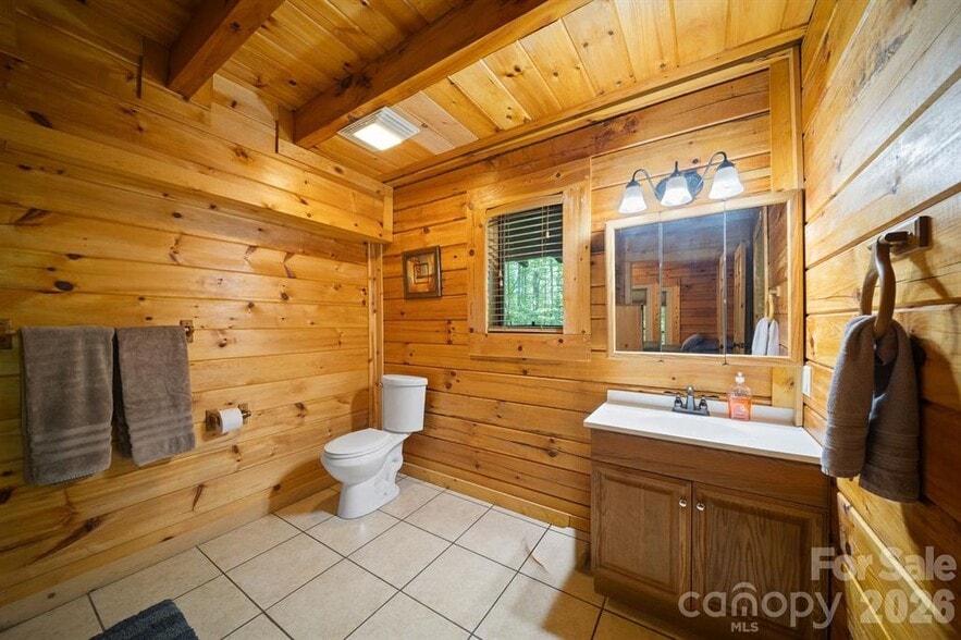 More Photos Of 504 Mountain View School Rd, Robbinsville Hotel For Sale