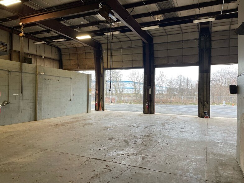 More Photos Of 49 W Ferris St, East Brunswick Truck Terminal For Lease