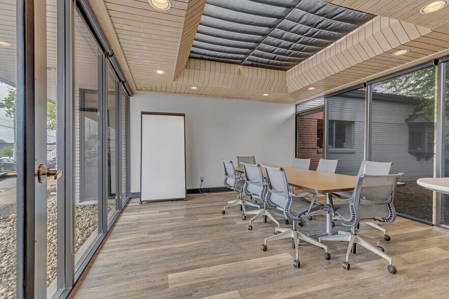 More Photos Of 2617 Grandview Ave, Nashville Office For Lease
