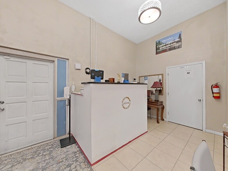 More Photos Of 4501 N 42nd St, Tampa Religious Facility For Sale
