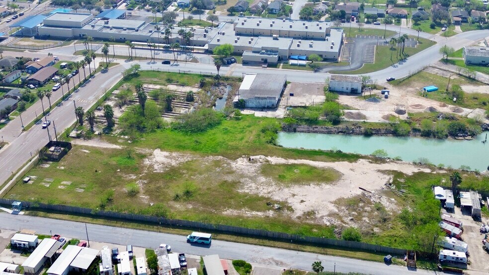 More Photos Of 400 E Washington St, Port Isabel Land For Sale