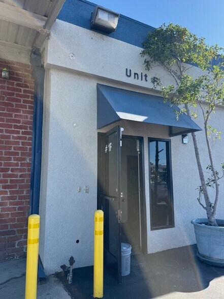 More Photos Of 3235 N San Fernando Rd, Los Angeles Manufacturing For Lease