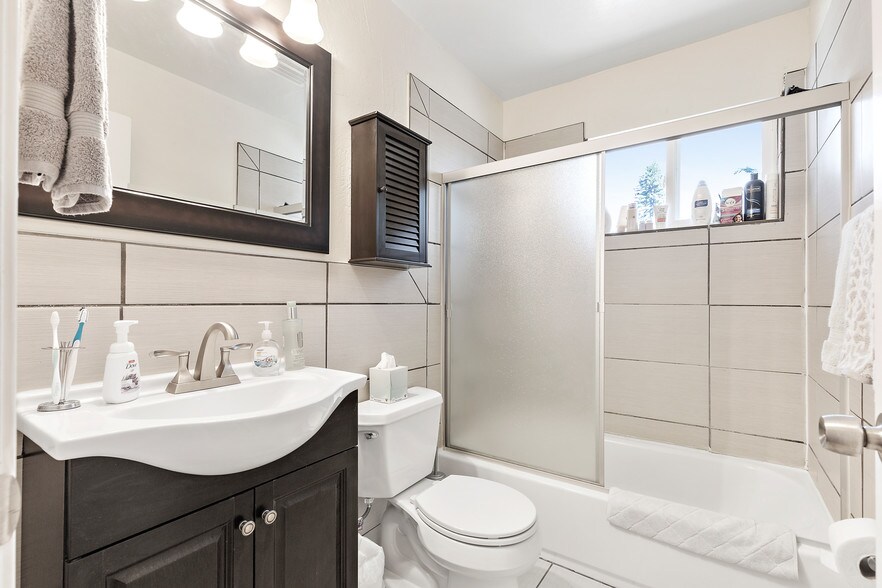 More Photos Of 1237-1241 Coronado Dr, Sunnyvale Apartments For Sale