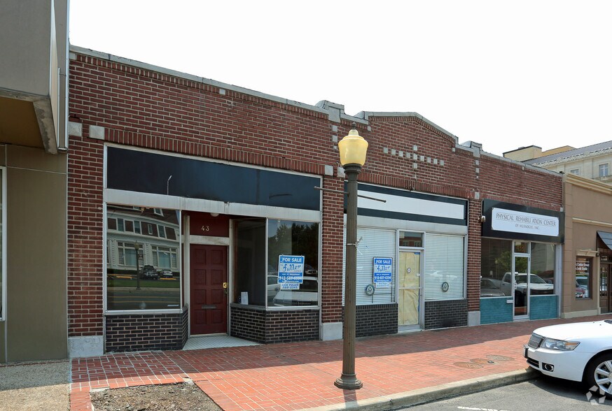 Primary Photo Of 431-433 W Broadway St, Muskogee Office For Lease