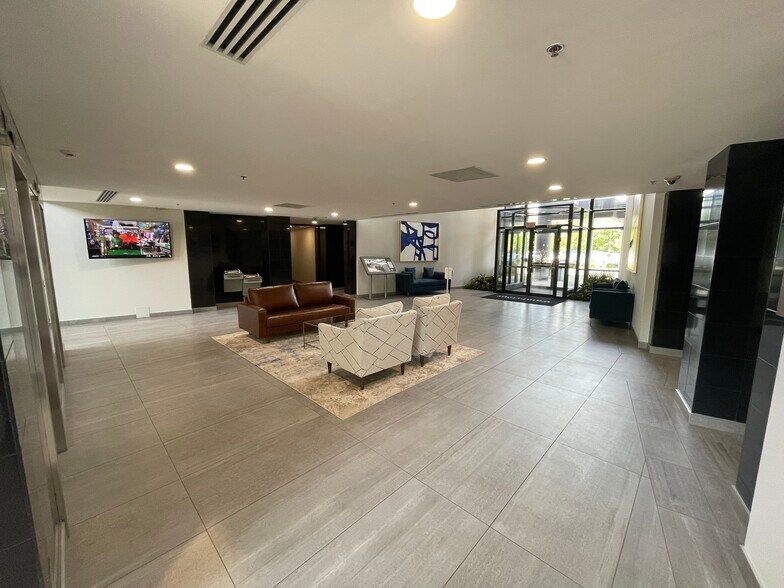 More Photos Of 2601 Cambridge Ct, Auburn Hills Office For Lease
