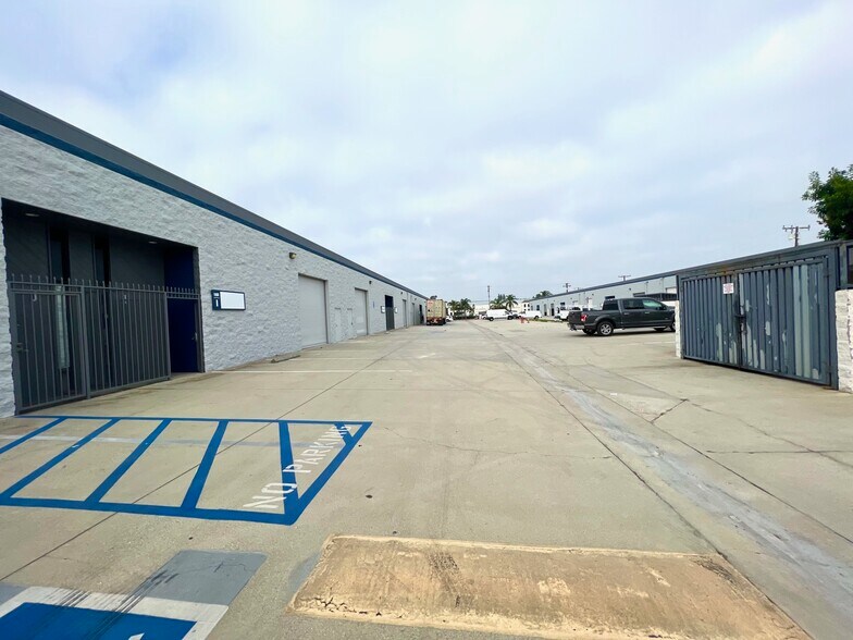 More Photos Of 1600 Chico Ave, South El Monte Warehouse For Lease