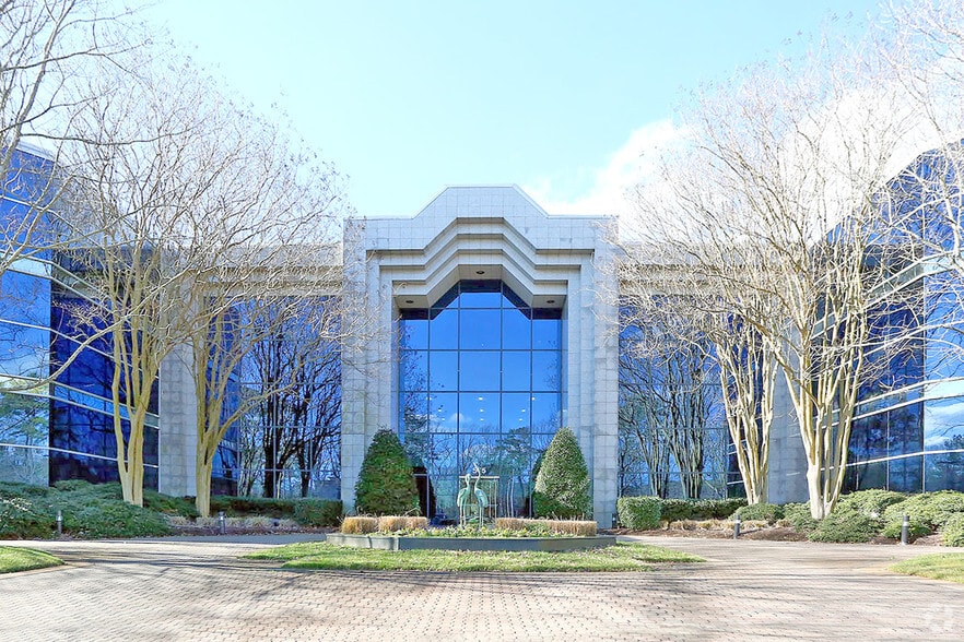 Primary Photo Of 575 Lynnhaven Pky, Virginia Beach Office For Lease