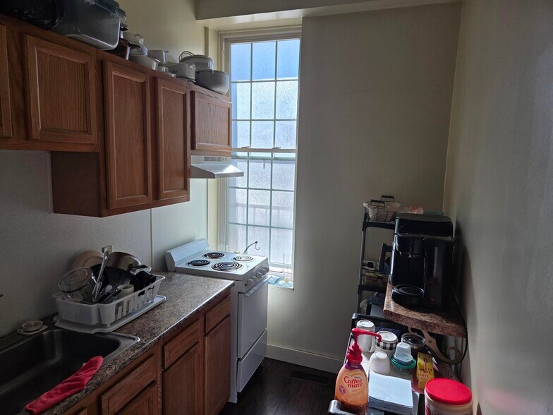 More Photos Of 2401 N 6th St, Harrisburg Multifamily For Sale