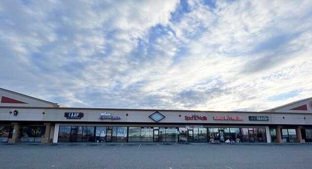 More Photos Of 4525 N Road 68, Pasco Unknown For Lease