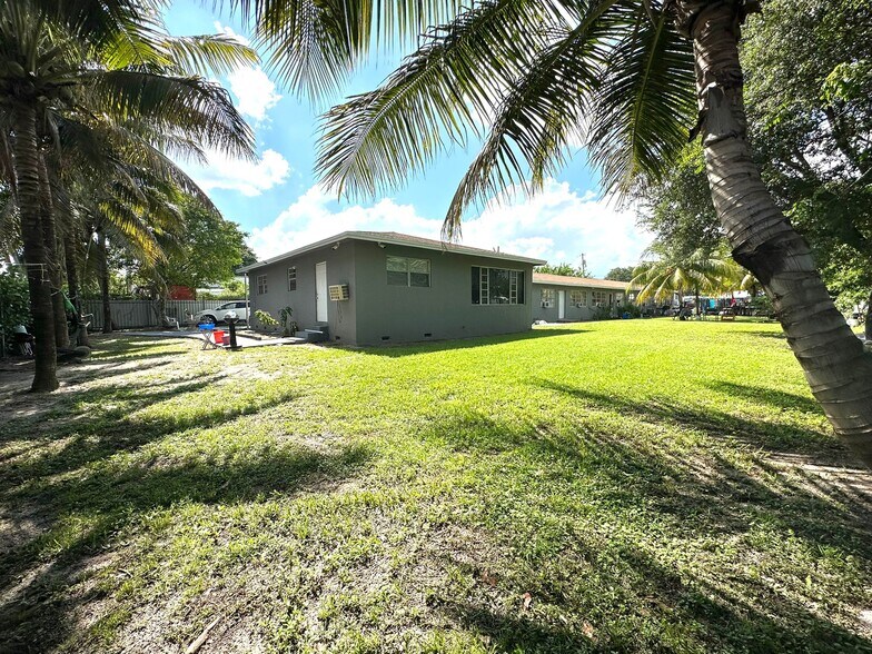 More Photos Of 2540 NW 90th St, Miami Apartments For Sale