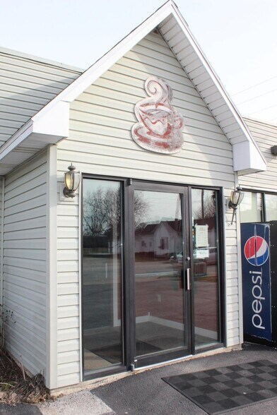 More Photos Of 511 E Main St, Saint Henry Freestanding For Sale