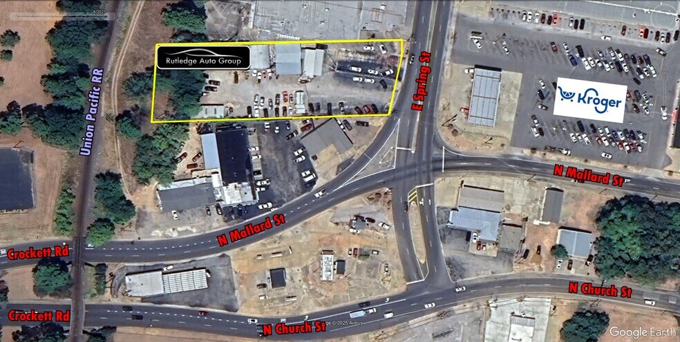 More Photos Of 412 E Spring St, Palestine Auto Dealership For Sale