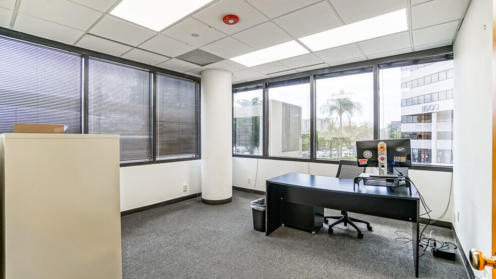 More Photos Of 12000 Biscayne Blvd, Miami Office For Lease