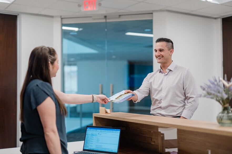 More Photos Of 4001 Technology Dr, Angleton Coworking Space