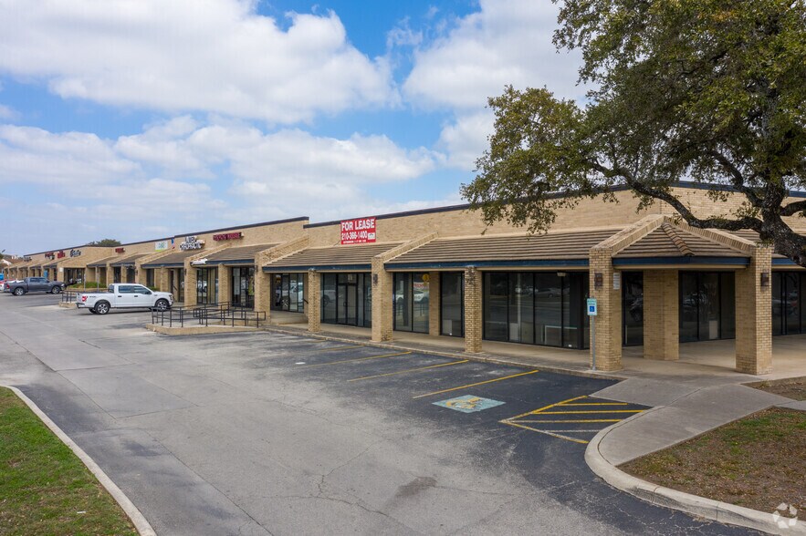 More Photos Of 2235 Thousand Oaks Dr, San Antonio Unknown For Lease