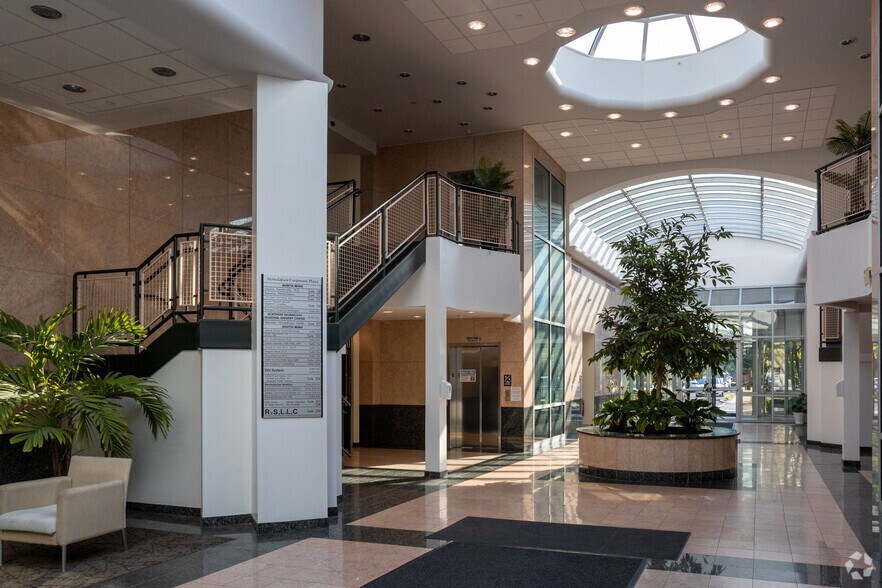 More Photos Of 195 Route 9 S, Manalapan Township Office For Lease