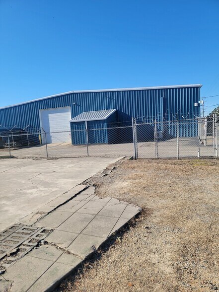 More Photos Of 516 Hwy 177 N, Hamlet Industrial For Sale