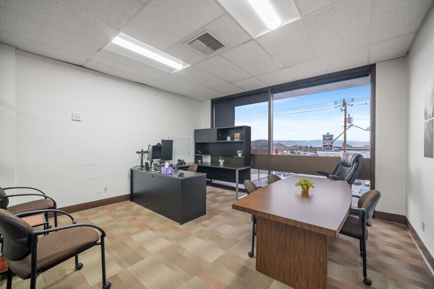 More Photos Of 449 S Virginia St, Reno Medical For Lease