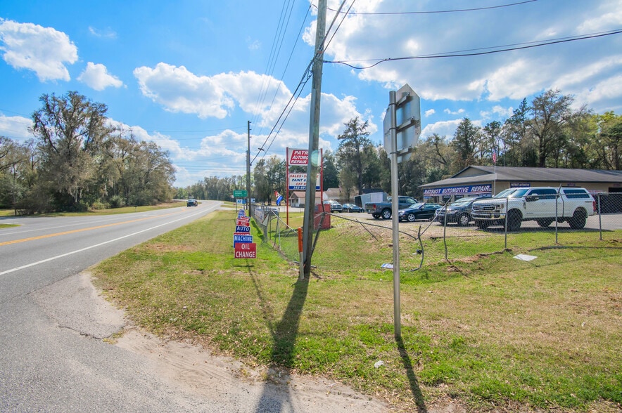 More Photos Of 982 E Hartshorn Ln, Holder Auto Repair For Sale