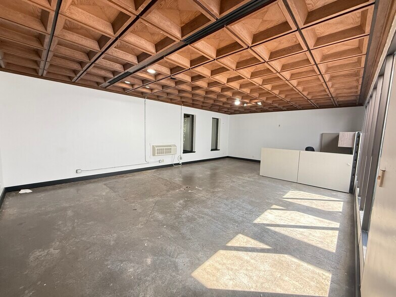 More Photos Of 2814 Syene Rd, Madison Light Distribution For Lease