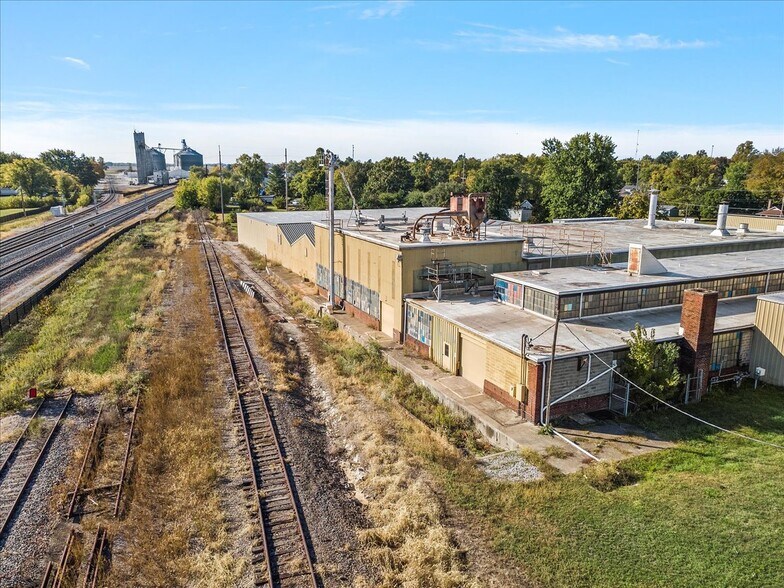 More Photos Of 115 E Mound St, Girard Industrial For Sale
