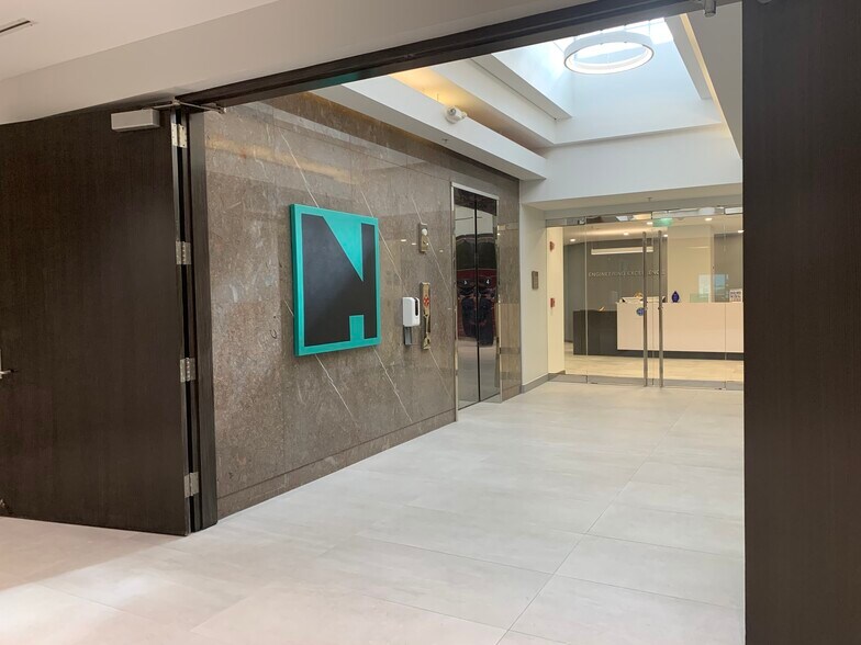 More Photos Of 5959 Waterford District Dr, Miami Office For Lease