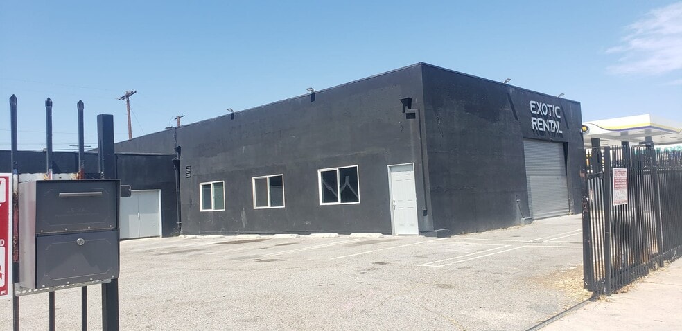 More Photos Of 17721 Sherman Way, Reseda Auto Repair For Sale