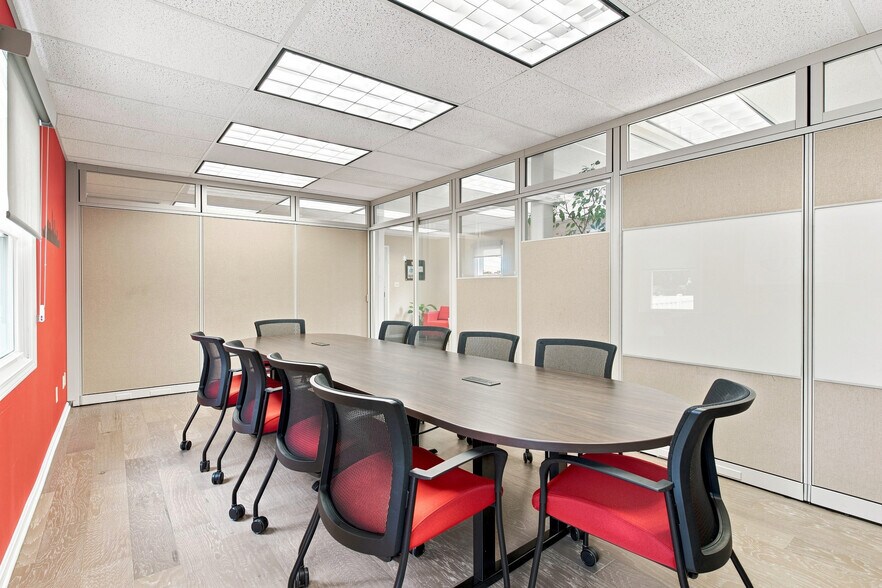 More Photos Of 33610 Solon Rd, Solon Office For Sale