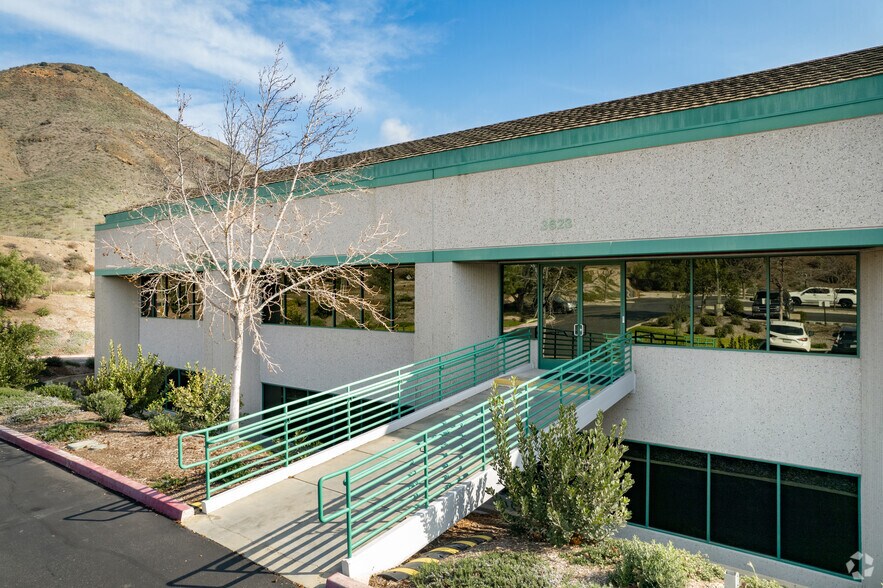 More Photos Of 3623 Old Conejo Rd, Newbury Park Flex For Lease