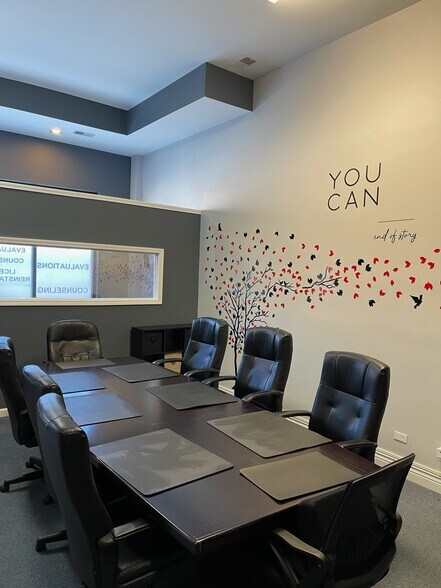 More Photos Of 2521 W North Ave, Chicago Storefront Retail Residential For Lease